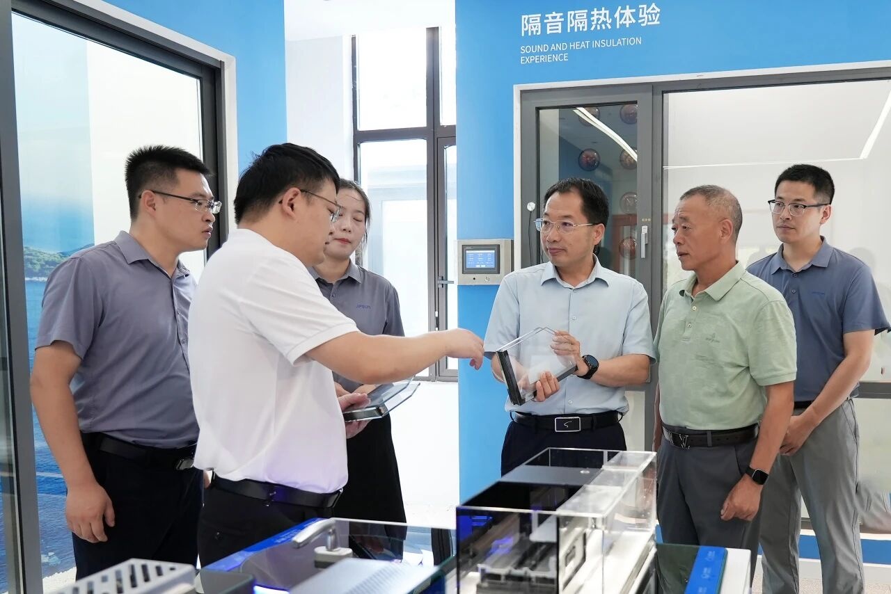 C7娱乐